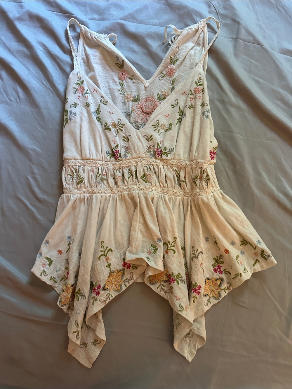 Anthropologie Cream Embroidered Floral Handkerchief-Hem Cami